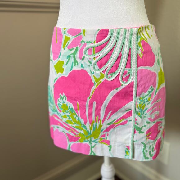 Lilly Pulitzer Don't Give A Cluck Jasmine Skort Size 0 Flamingo Pink - Picture 1 of 6